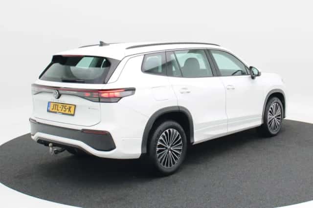 Volkswagen Tayron (2025) thumbnail 3