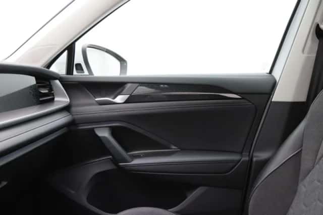 Volkswagen Tayron (2025) thumbnail 32