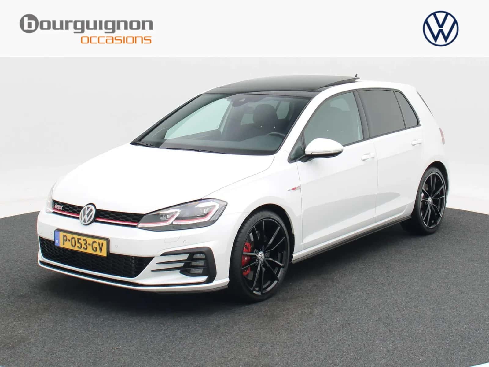 Volkswagen Golf (2019) — foto 1
