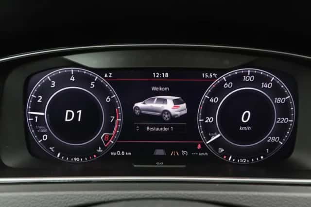 Volkswagen Golf (2019) thumbnail 22