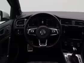 Volkswagen Golf (2019) thumbnail 37