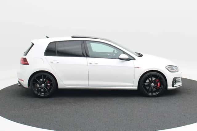 Volkswagen Golf (2019) thumbnail 7