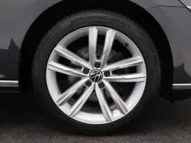 Volkswagen Passat (2021) thumbnail 11