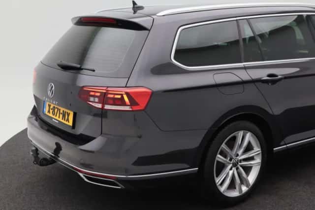 Volkswagen Passat (2021) thumbnail 13