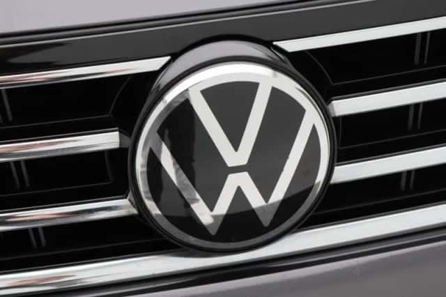Volkswagen Passat (2021) thumbnail 9