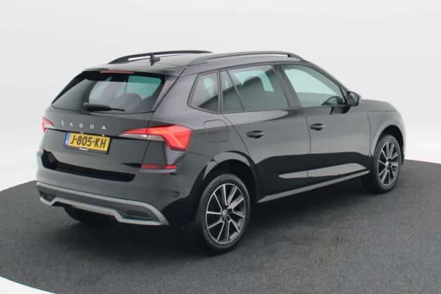Škoda Kamiq (2020) thumbnail 2