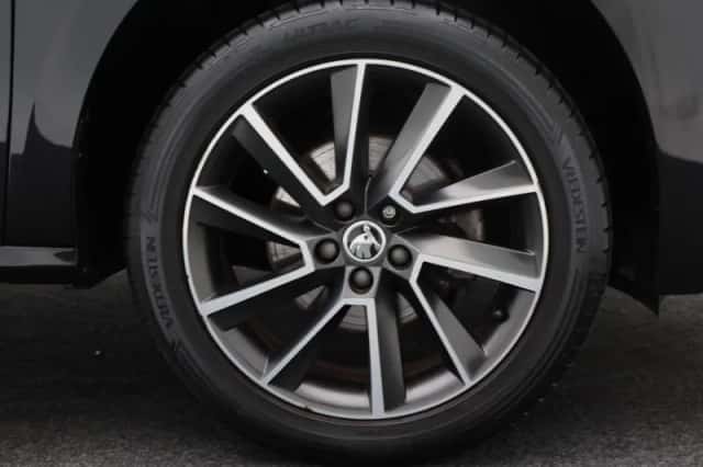 Škoda Kamiq (2020) thumbnail 11