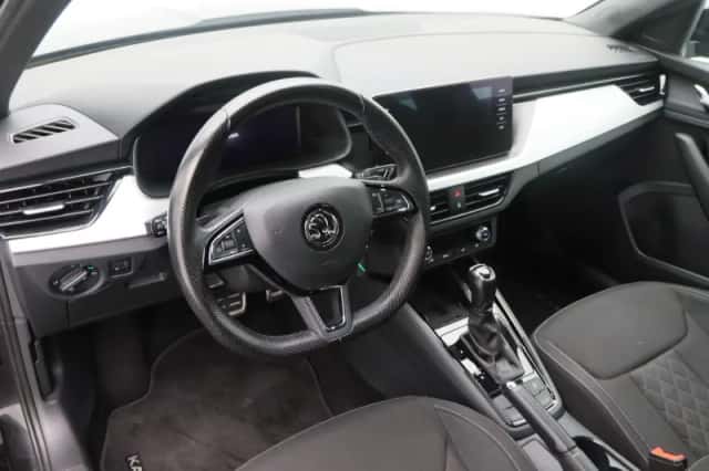 Škoda Kamiq (2020) thumbnail 3