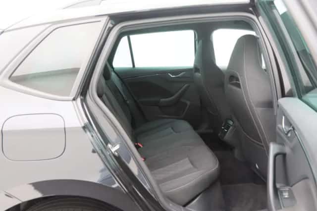 Škoda Kamiq (2020) thumbnail 33