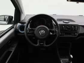 Volkswagen Up! (2015) thumbnail 30