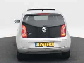 Volkswagen Up! (2015) thumbnail 5