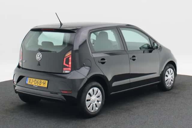 Volkswagen Up! (2019) thumbnail 2
