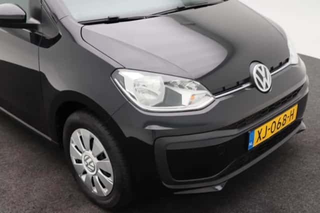 Volkswagen Up! (2019) thumbnail 12