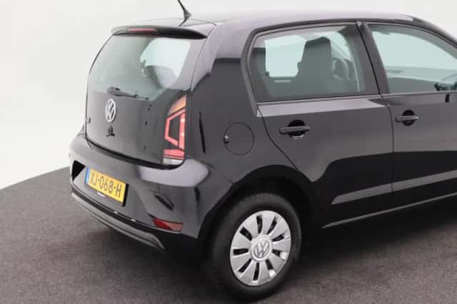 Volkswagen Up! (2019) thumbnail 15