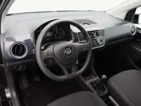 Volkswagen Up! (2019) thumbnail 3