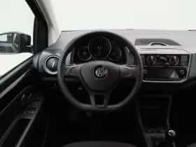 Volkswagen Up! (2019) thumbnail 25