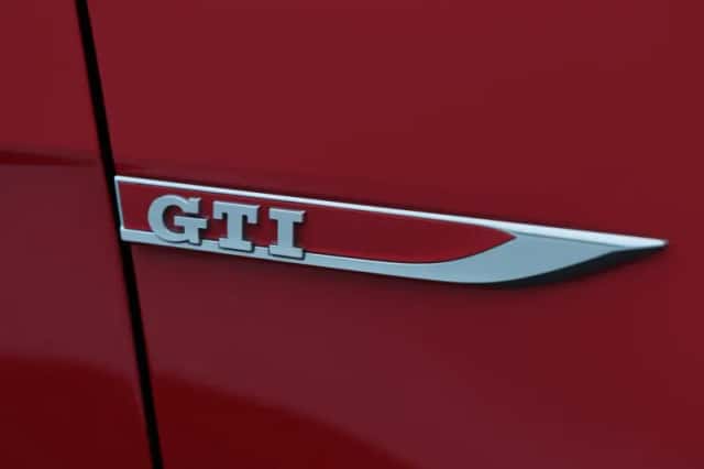 Volkswagen Golf (2019) thumbnail 13
