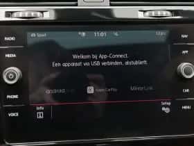 Volkswagen Golf (2019) thumbnail 36