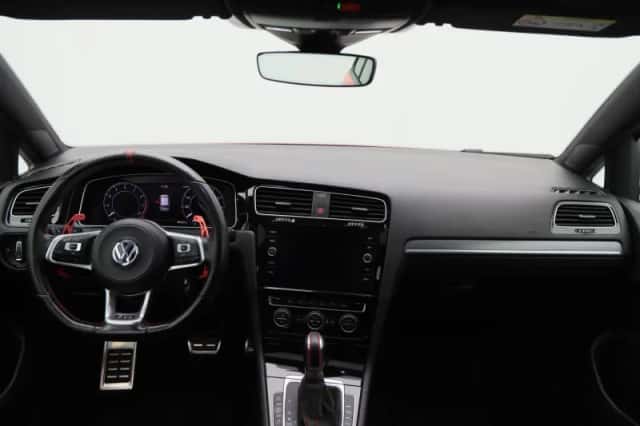 Volkswagen Golf (2019) thumbnail 44