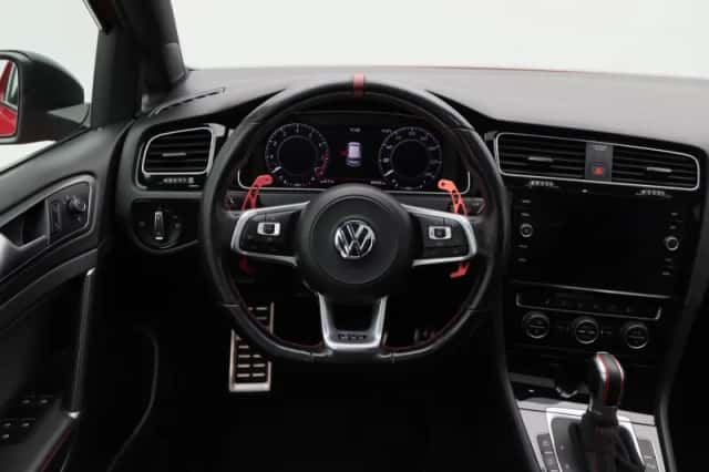 Volkswagen Golf (2019) thumbnail 46