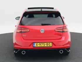 Volkswagen Golf (2019) thumbnail 6