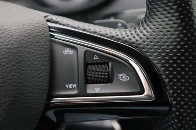 Škoda Octavia (2019) thumbnail 23