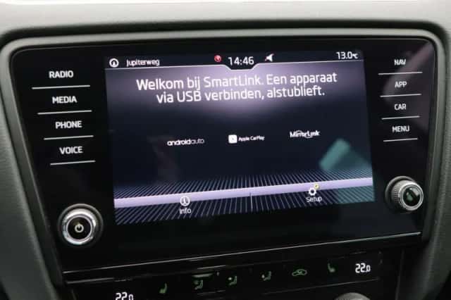 Škoda Octavia (2019) thumbnail 26
