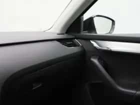 Škoda Octavia (2019) thumbnail 31
