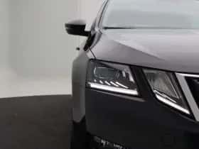 Škoda Octavia (2019) thumbnail 10