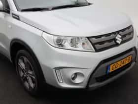 Suzuki Vitara (2015) thumbnail 12