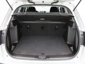 Suzuki Vitara (2015) thumbnail 16
