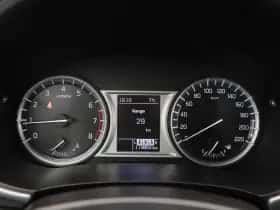 Suzuki Vitara (2015) thumbnail 19
