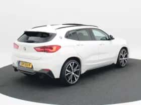 BMW X2 (2018) thumbnail 2