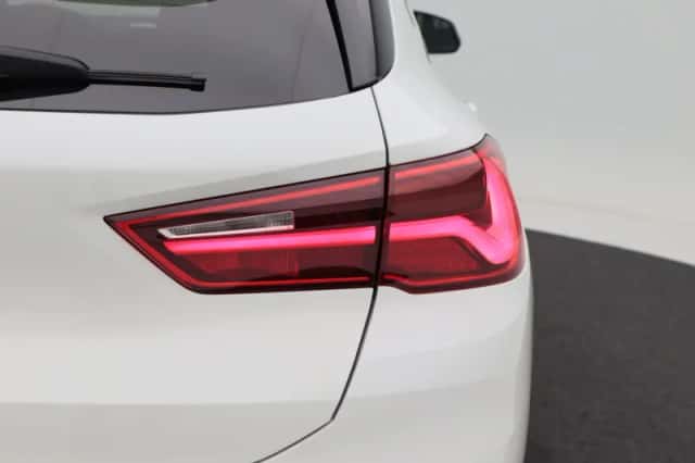BMW X2 (2018) thumbnail 13