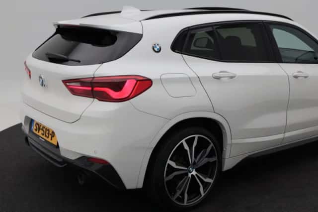 BMW X2 (2018) thumbnail 14