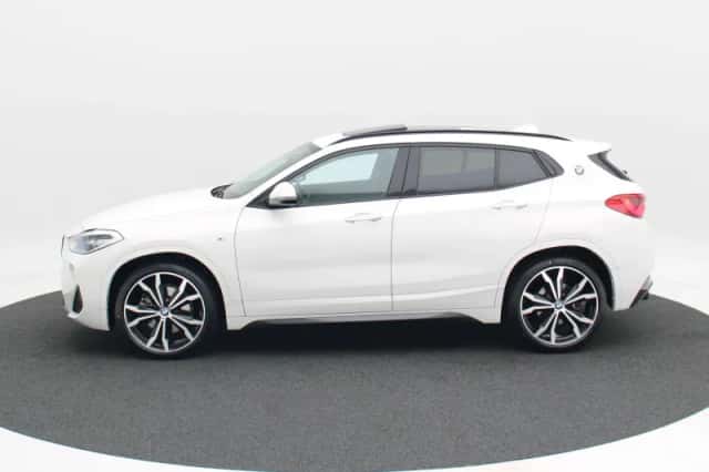 BMW X2 (2018) thumbnail 7