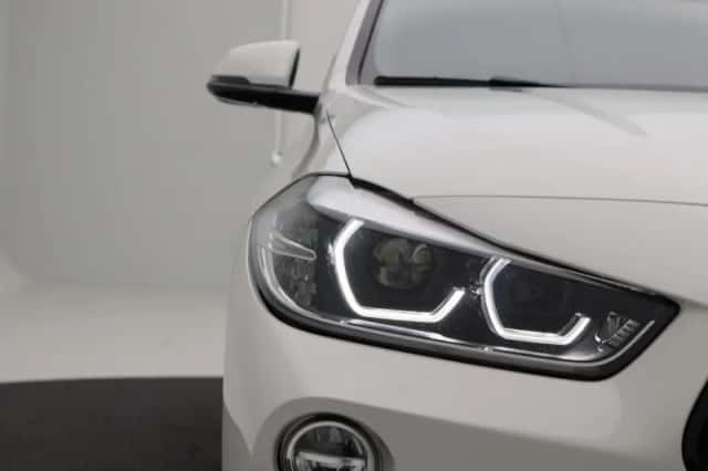 BMW X2 (2018) thumbnail 8