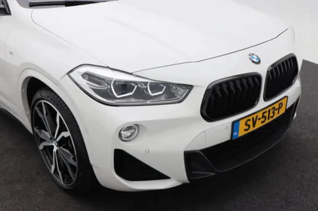 BMW X2 (2018) thumbnail 10