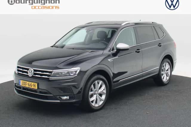 Volkswagen Tiguan (2021) thumbnail 1