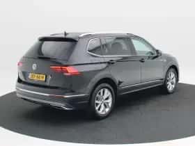 Volkswagen Tiguan (2021) thumbnail 2