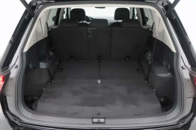 Volkswagen Tiguan (2021) thumbnail 17