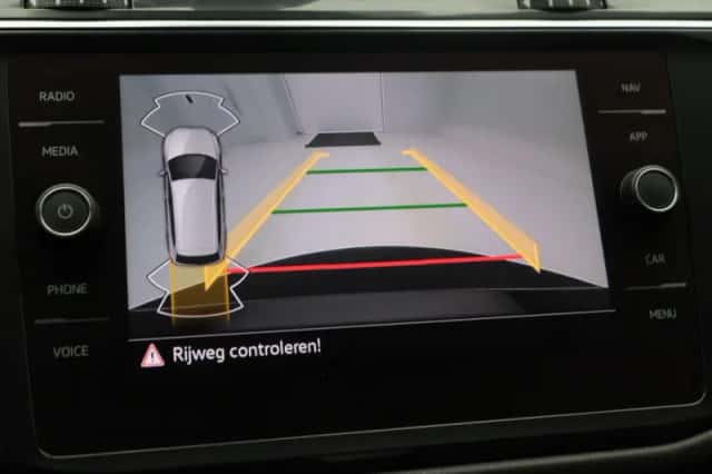 Volkswagen Tiguan (2021) thumbnail 26