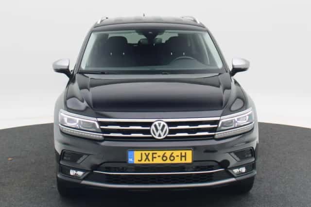 Volkswagen Tiguan (2021) thumbnail 4