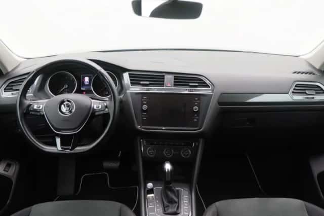 Volkswagen Tiguan (2021) thumbnail 33