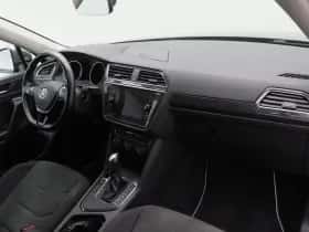 Volkswagen Tiguan (2021) thumbnail 36