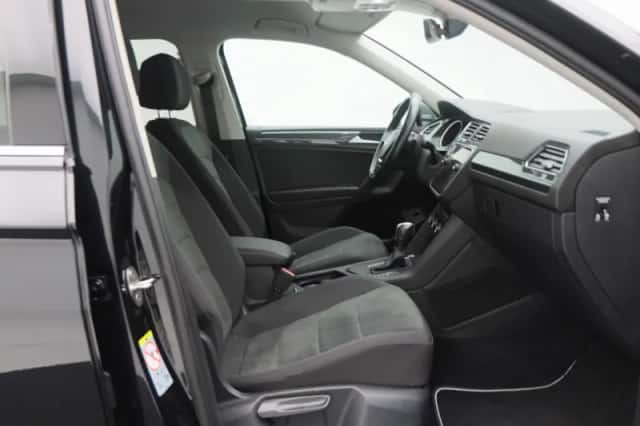 Volkswagen Tiguan (2021) thumbnail 37
