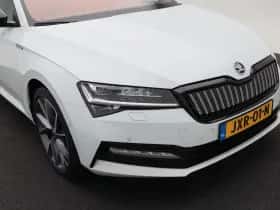 Škoda Superb (2021) thumbnail 13