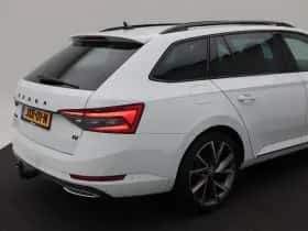 Škoda Superb (2021) thumbnail 17