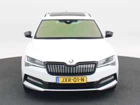 Škoda Superb (2021) thumbnail 5