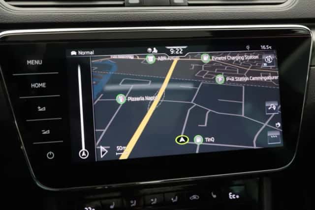 Škoda Superb (2021) thumbnail 9